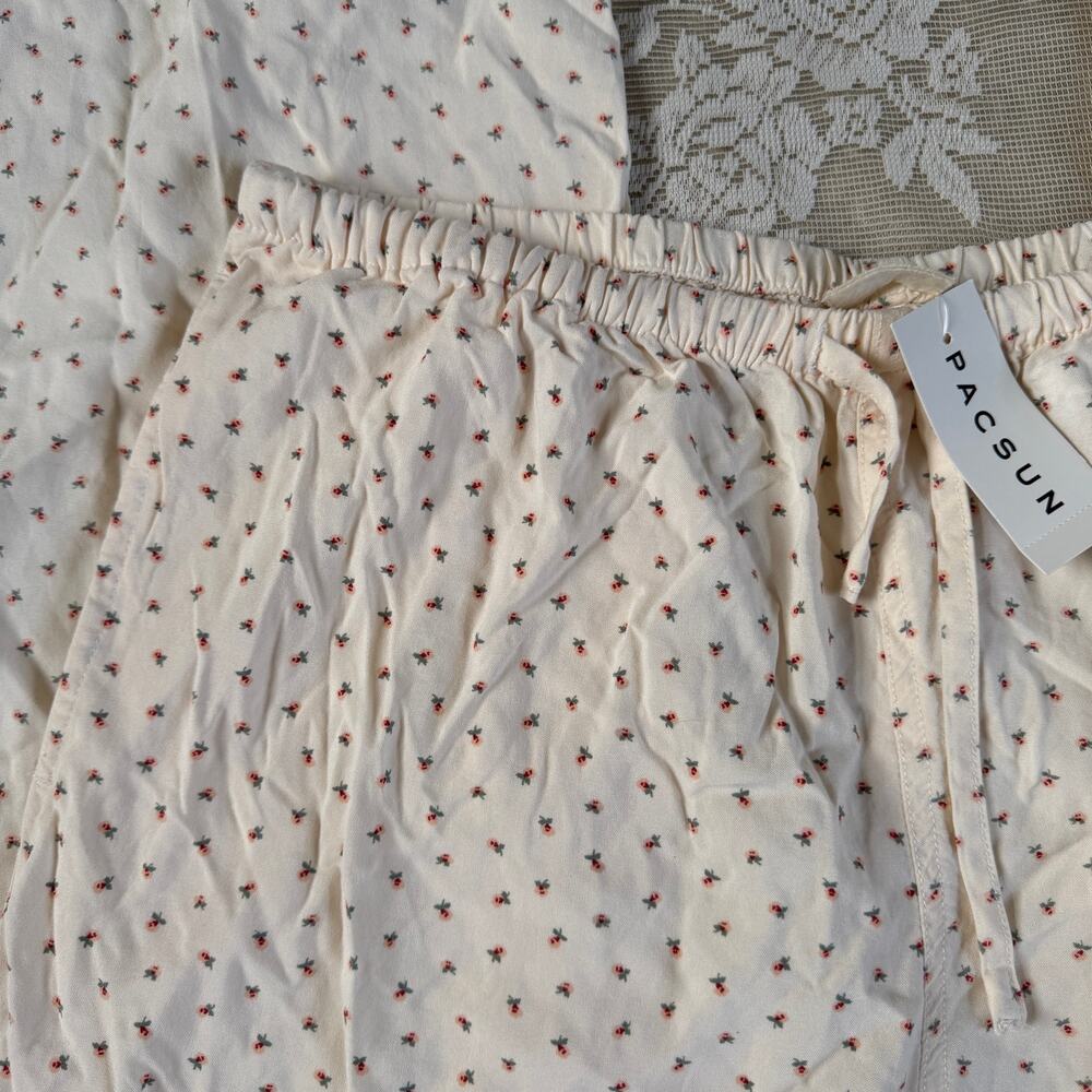 Brandy Melville Floral Pajama Pants One Size NWT - Picture 2 of 3